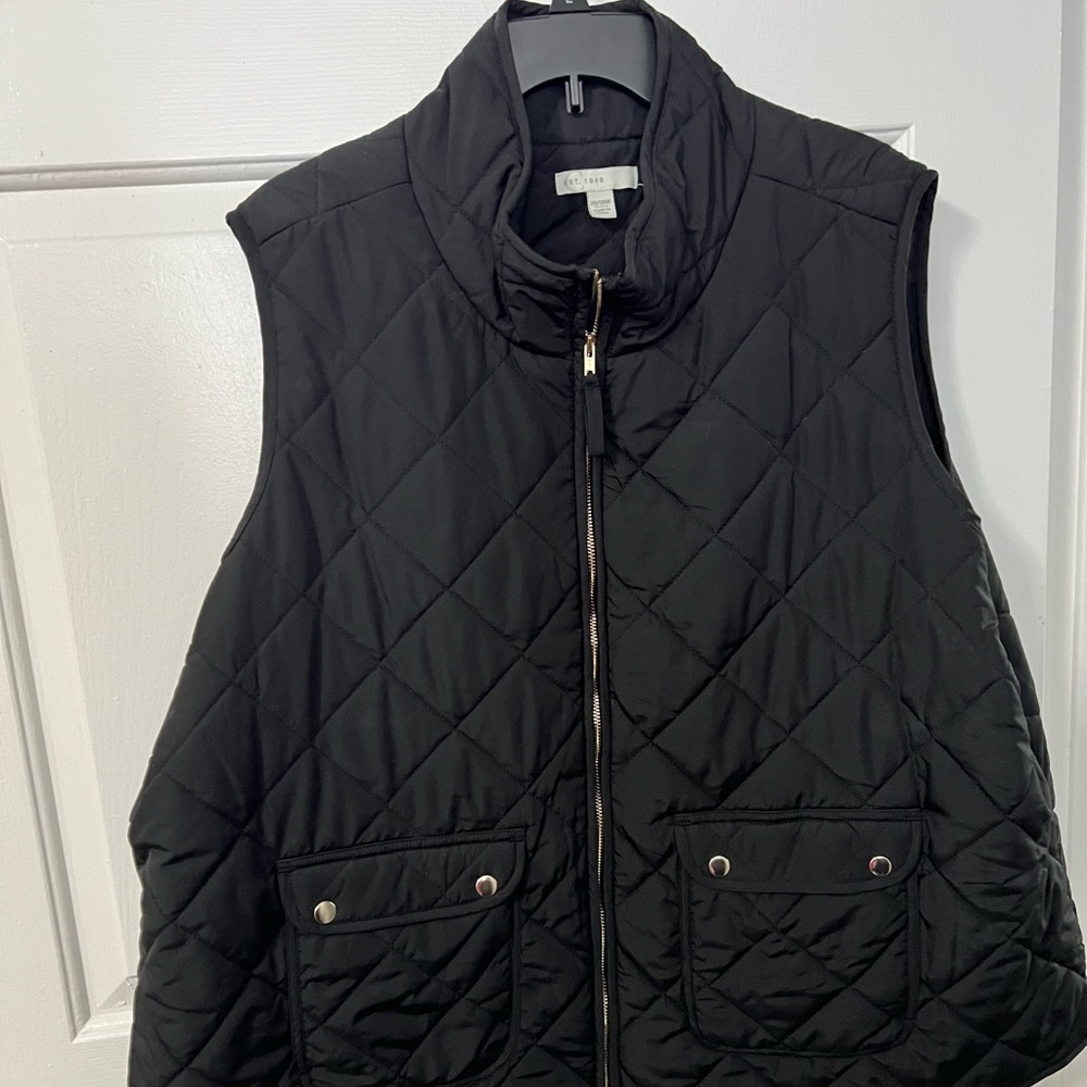 Cato brand women’s black vest size 26/28